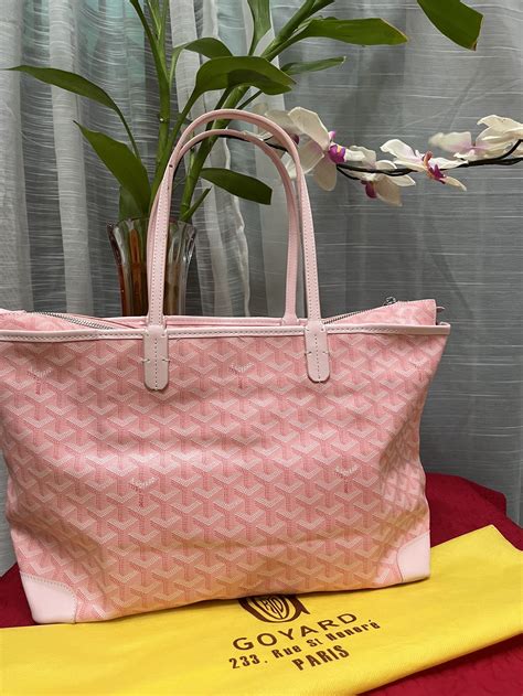 goyard pink 2018|pink goyard luggage.